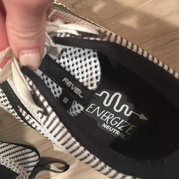 Brooks running shoes - Picture 6 of 6